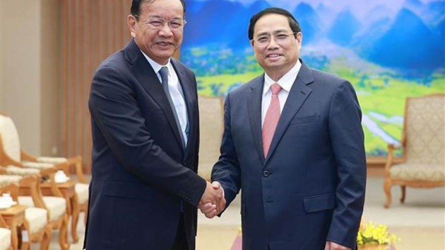 PM Chinh welcomes Cambodian Deputy PM and FM